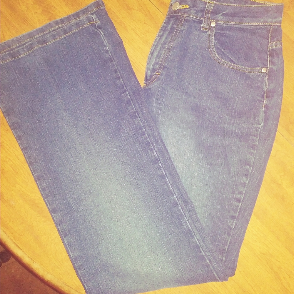 Women's jeans